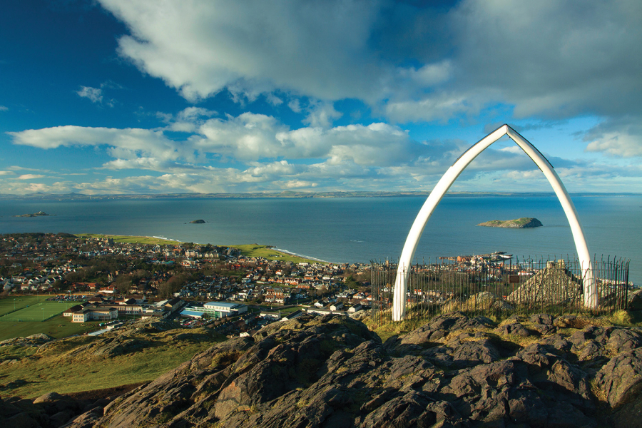 North Berwick Law Race carousel image 1