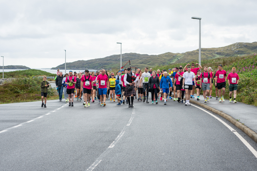 3 Islands Marathon Hebrides carousel image 1